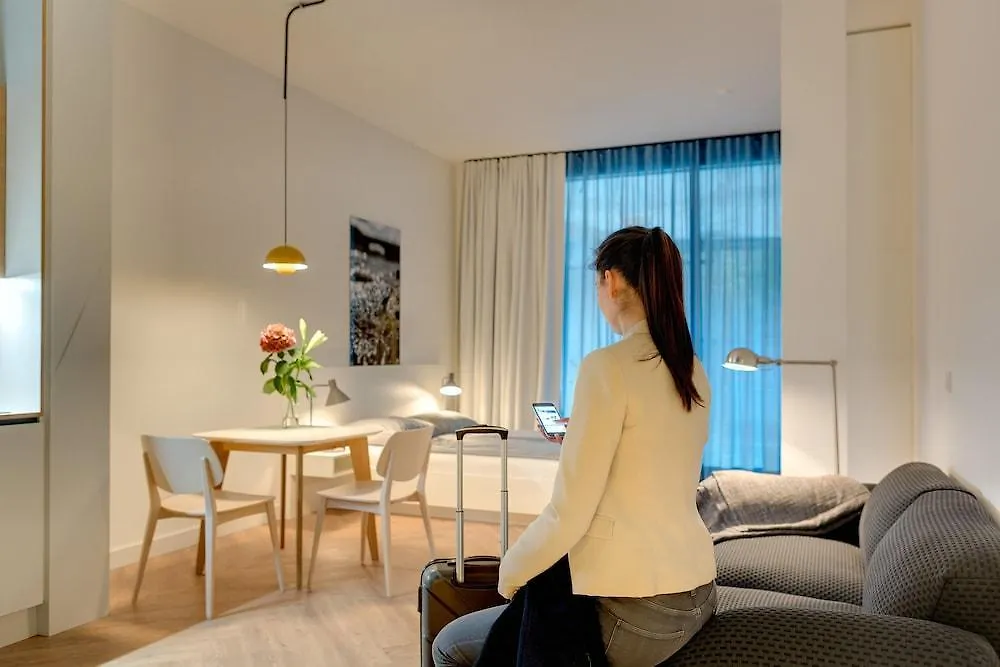 Contactos de City Partner Hotel Astoria